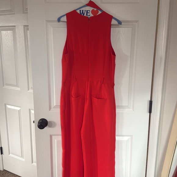 Banana Republic gorgeous red jumpsuit with matching sash tie belt! - Picture 4 of 6